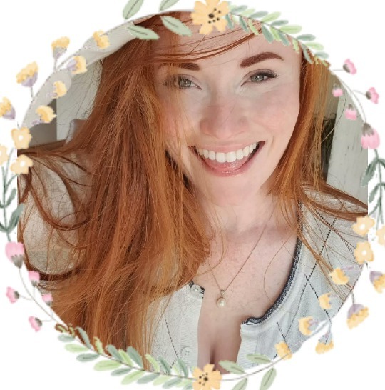 LoveAmyPond 😜 your genuine happy redhead