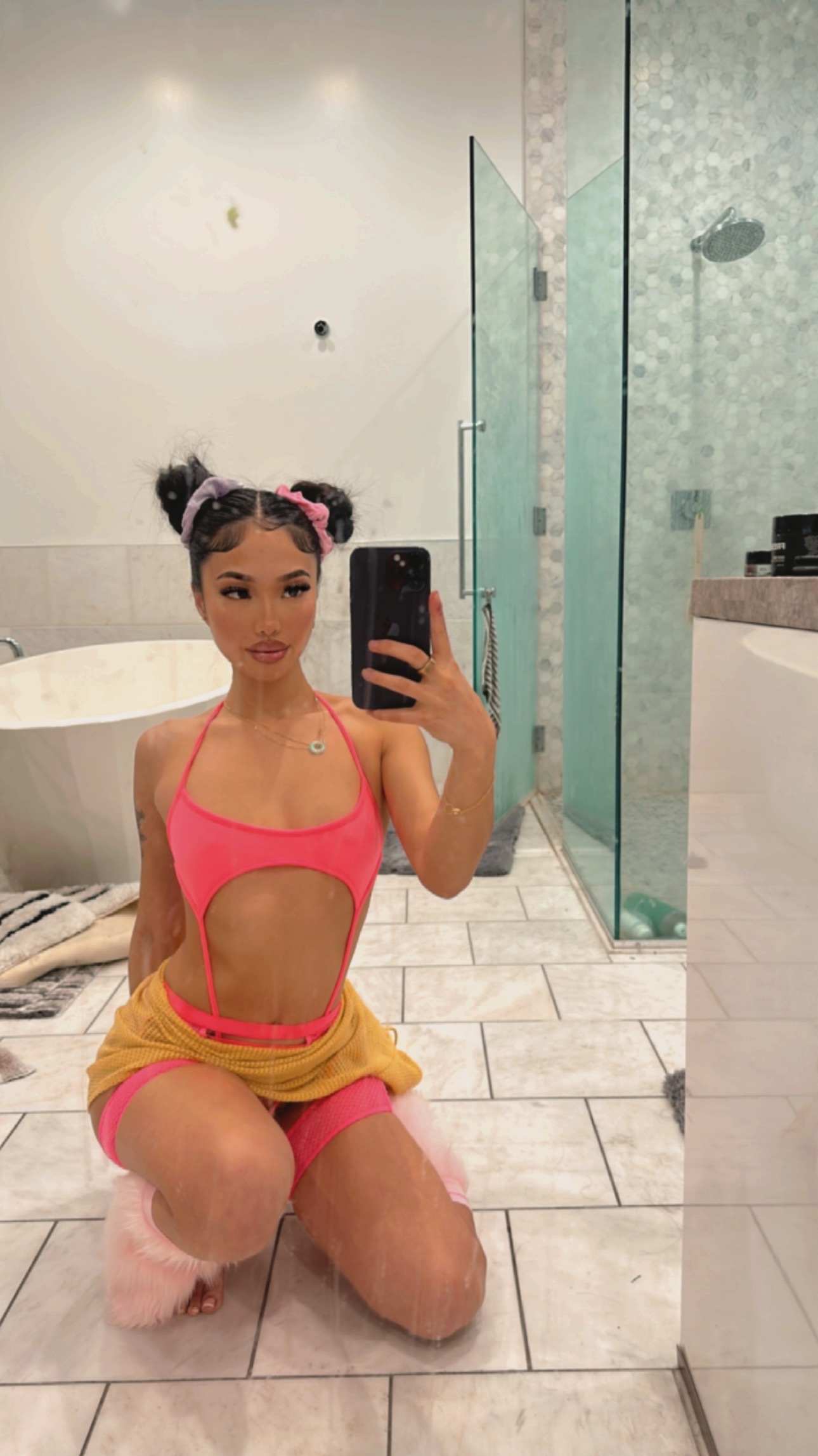 LOTUS 🌸🌸