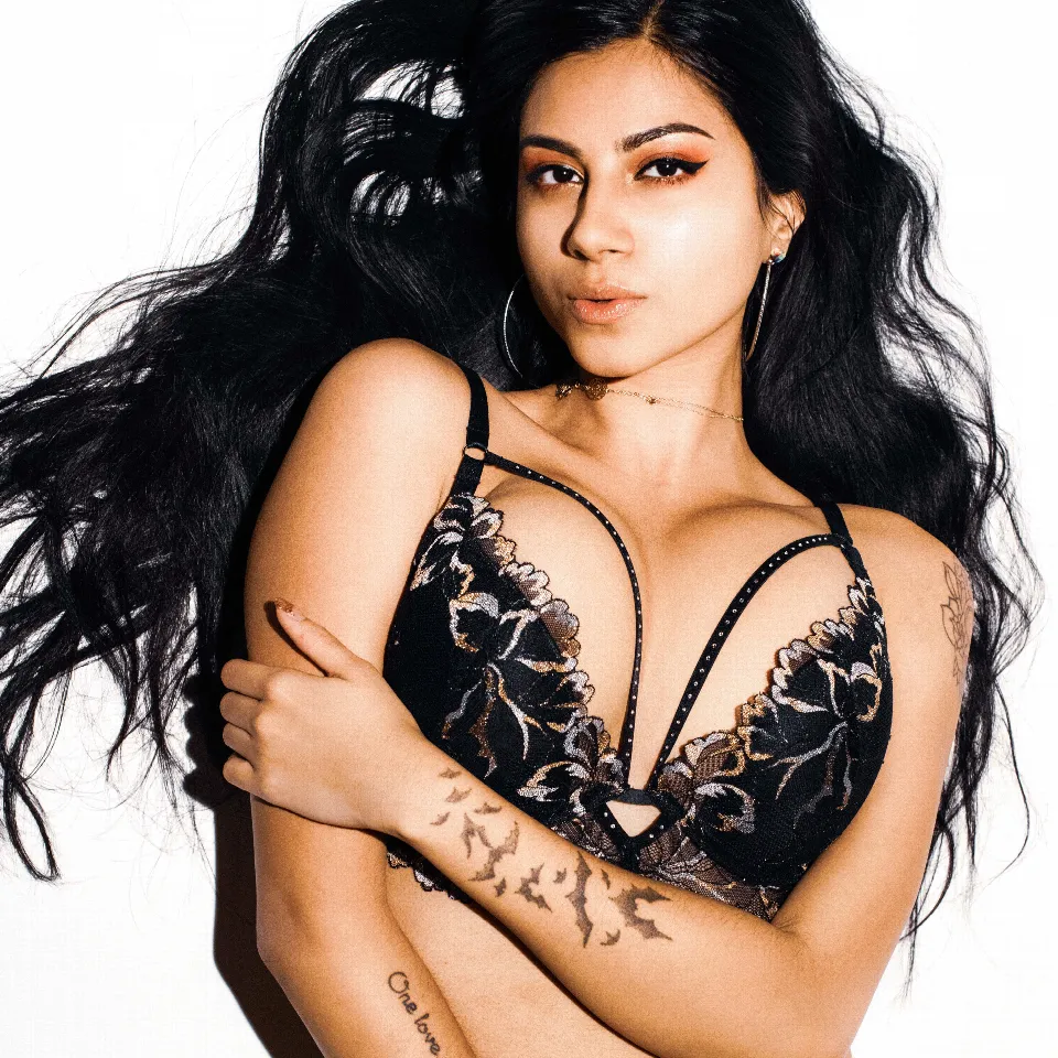 Goddess Vanessa’s dirty diary 🔐